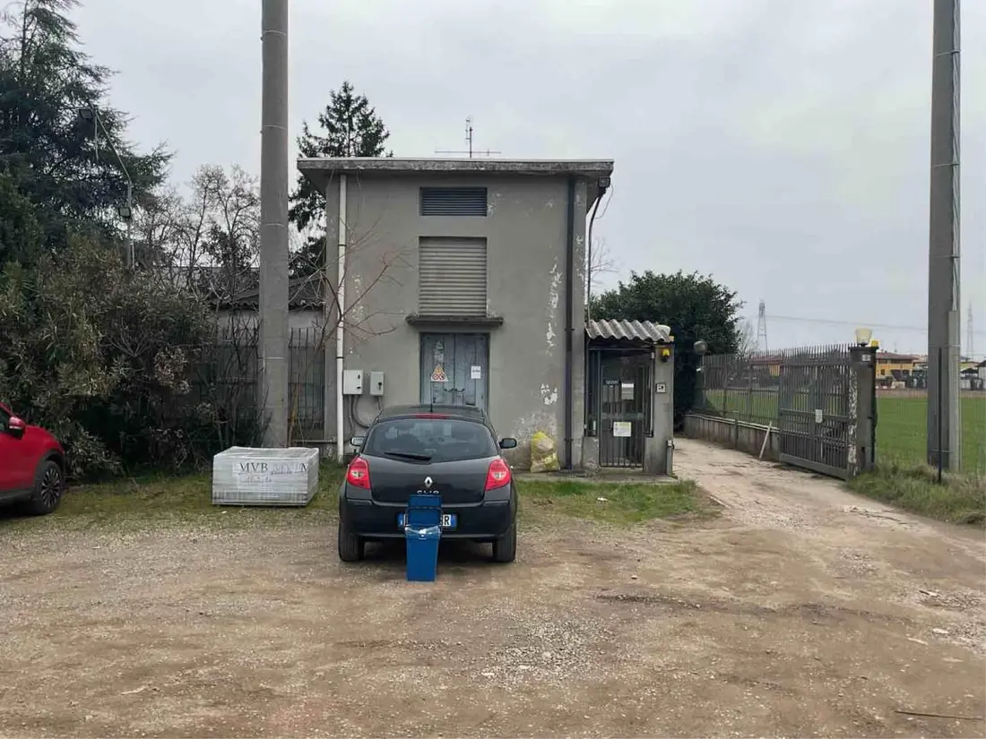 Fabbricati Costruiti Per Esigenze Industriali · Corbetta