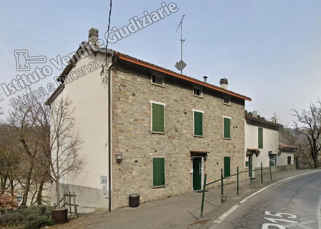 Fabbricato · Calestano