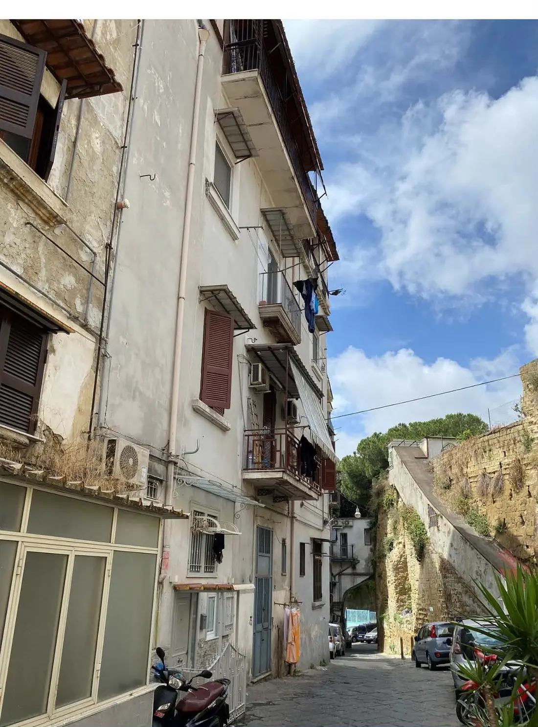 Abitazione Di Tipo Popolare · Napoli
