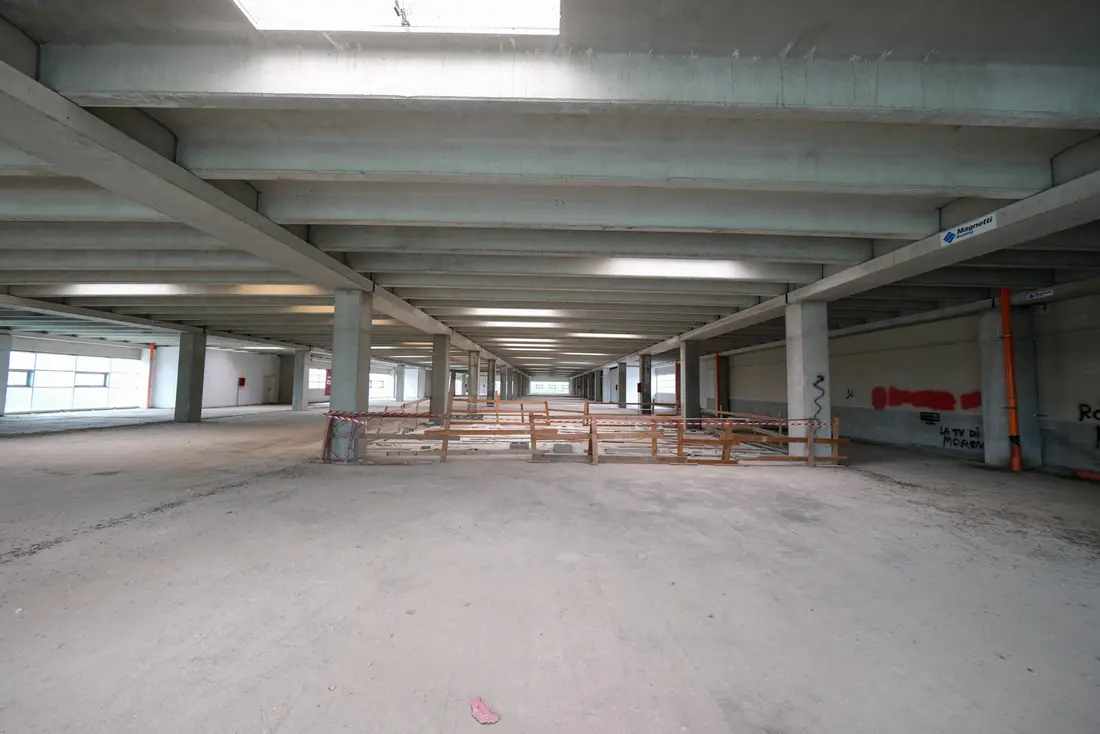 Fabbricati Costruiti Per Esigenze Industriali · Liscate