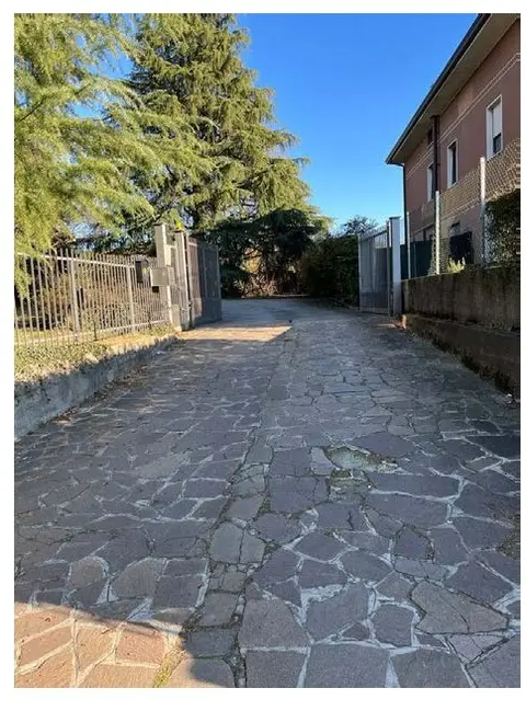 Abitazione In Villini all'asta a Costa Masnaga (LC)