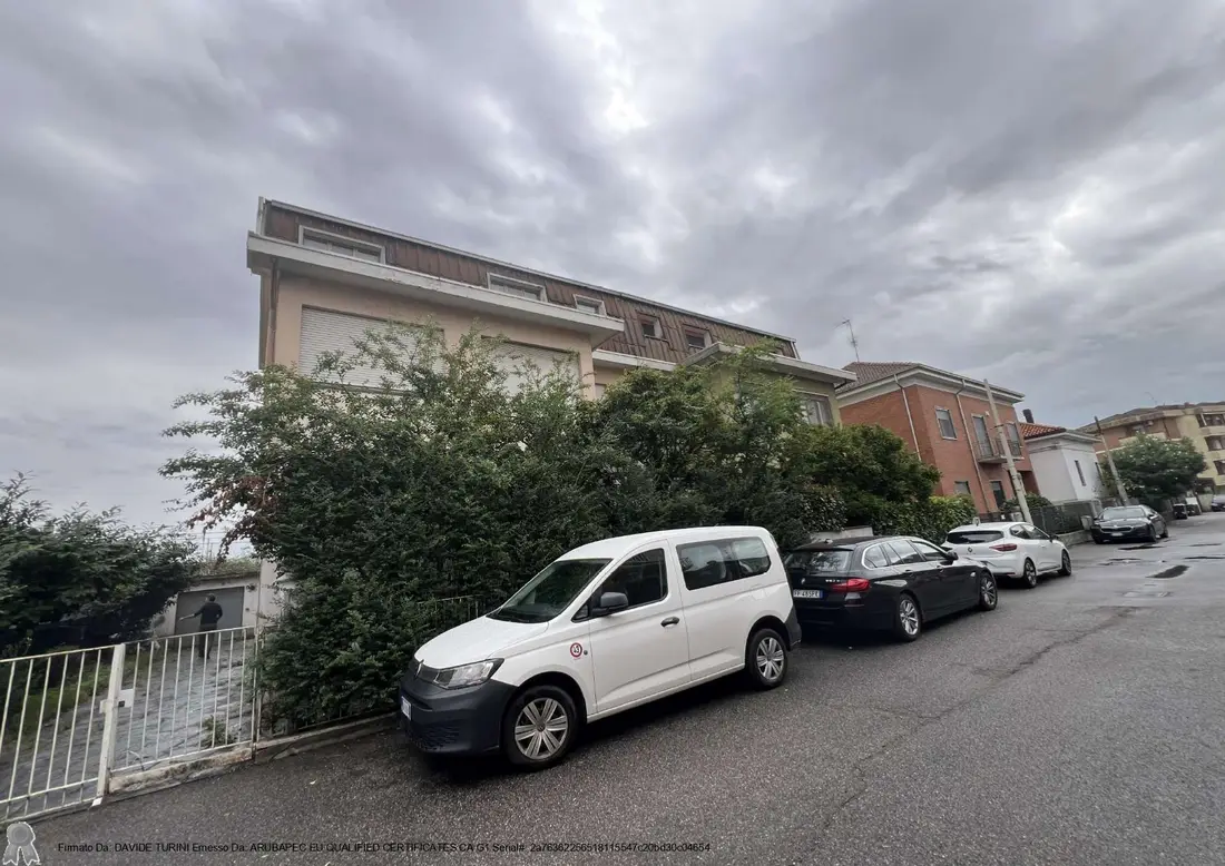 Abitazione Di Tipo Economico · Novara