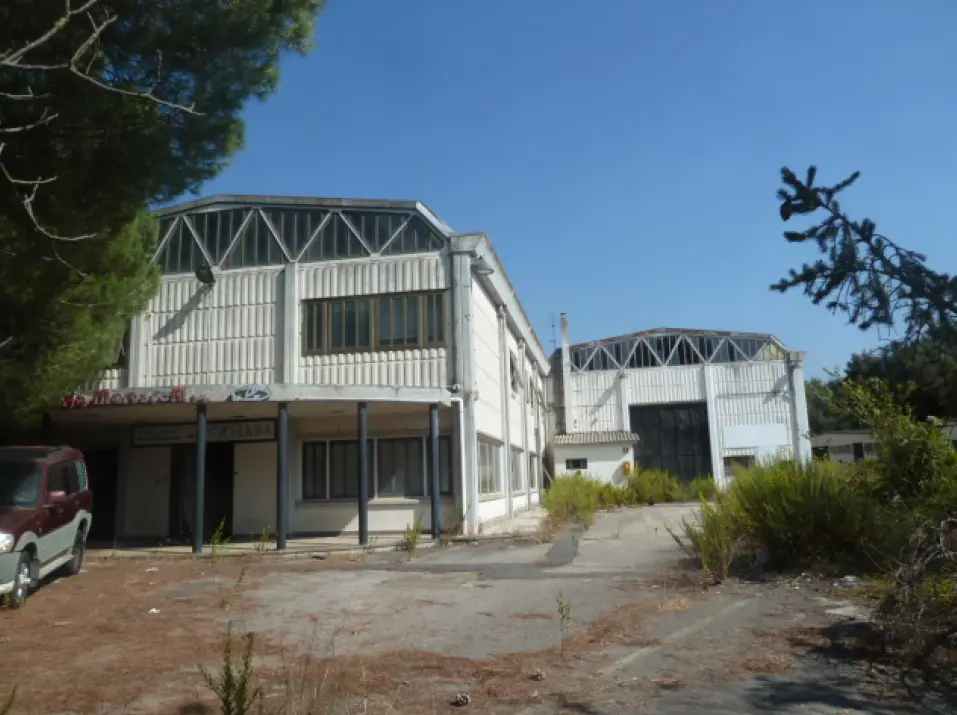 Fabbricati Costruiti Per Esigenze Industriali · Ariccia
