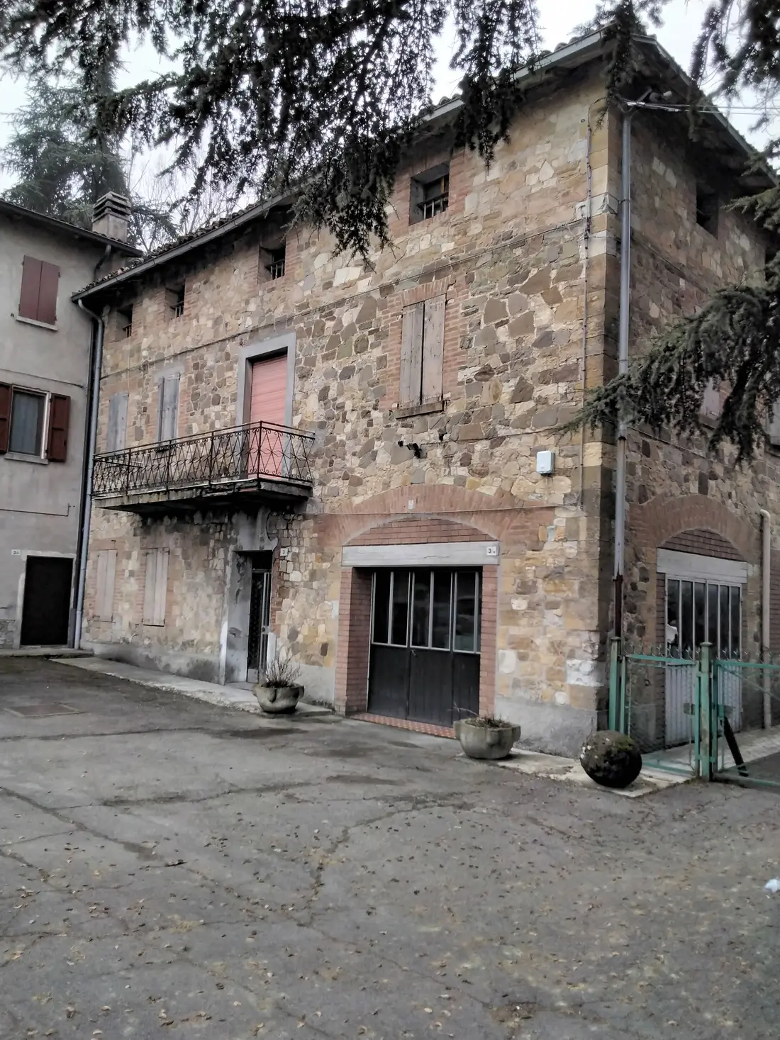 Terreno · Viano