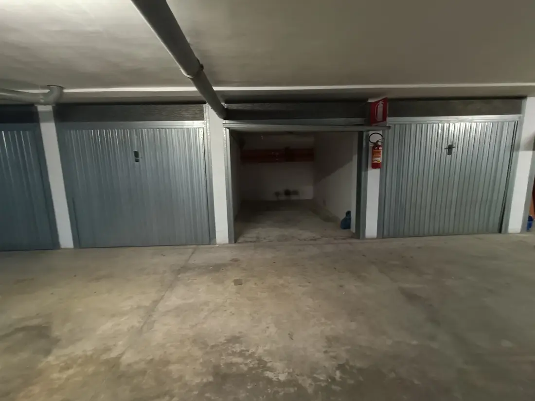 Garage O Autorimessa · Pescara