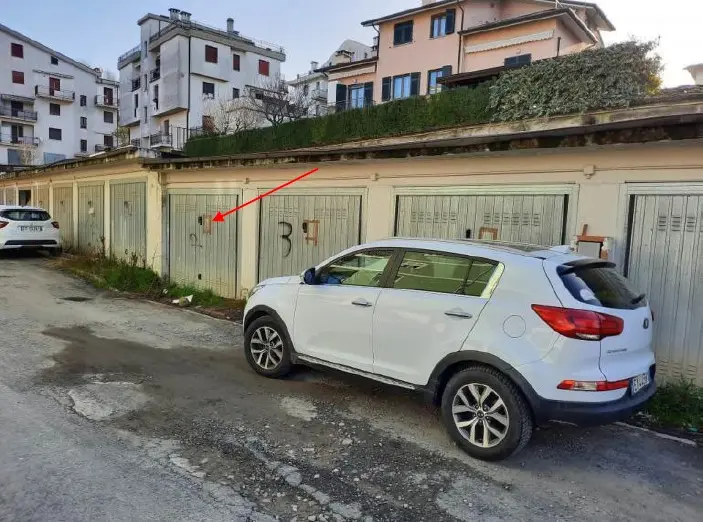 Garage O Autorimessa · Licciana Nardi