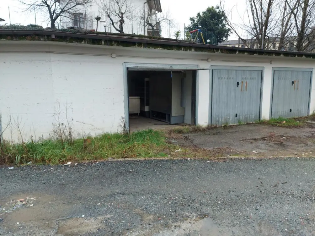 Garage O Autorimessa · Licciana Nardi