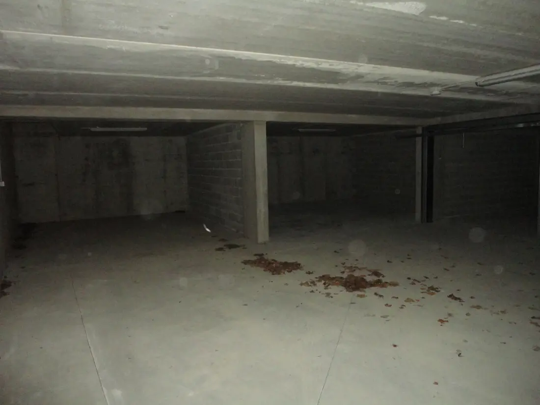 Garage O Autorimessa · Entracque
