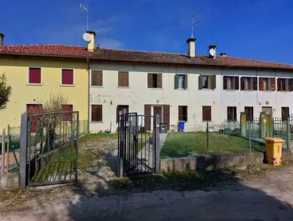 Abitazione Di Tipo Economico · Susegana