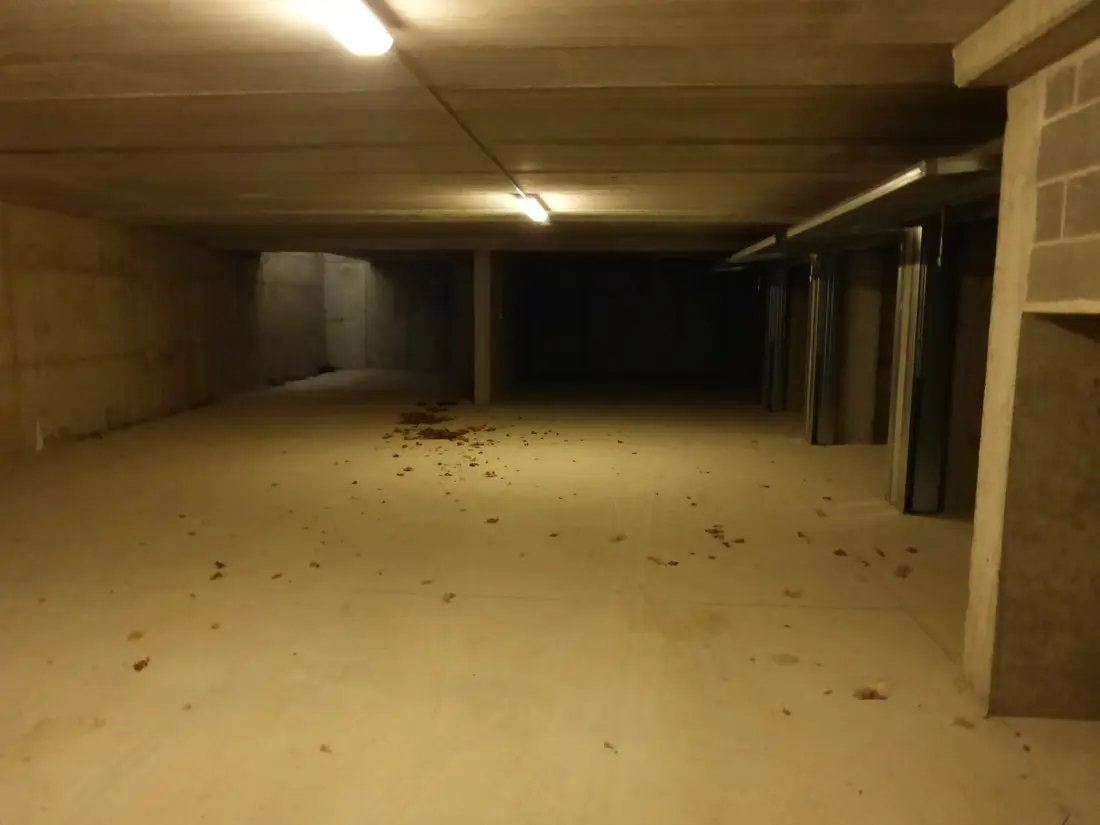 Garage O Autorimessa · Entracque
