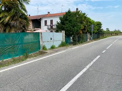 Abitazione Di Tipo Popolare · Rive