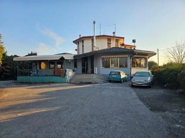 Negozi, Botteghe · Prata di Pordenone