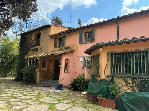 Villa all'asta a San Giuliano Terme (PI)