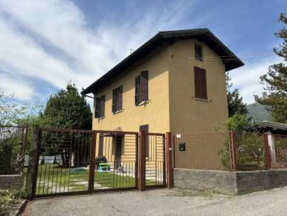 Abitazione Di Tipo Popolare · Gavirate