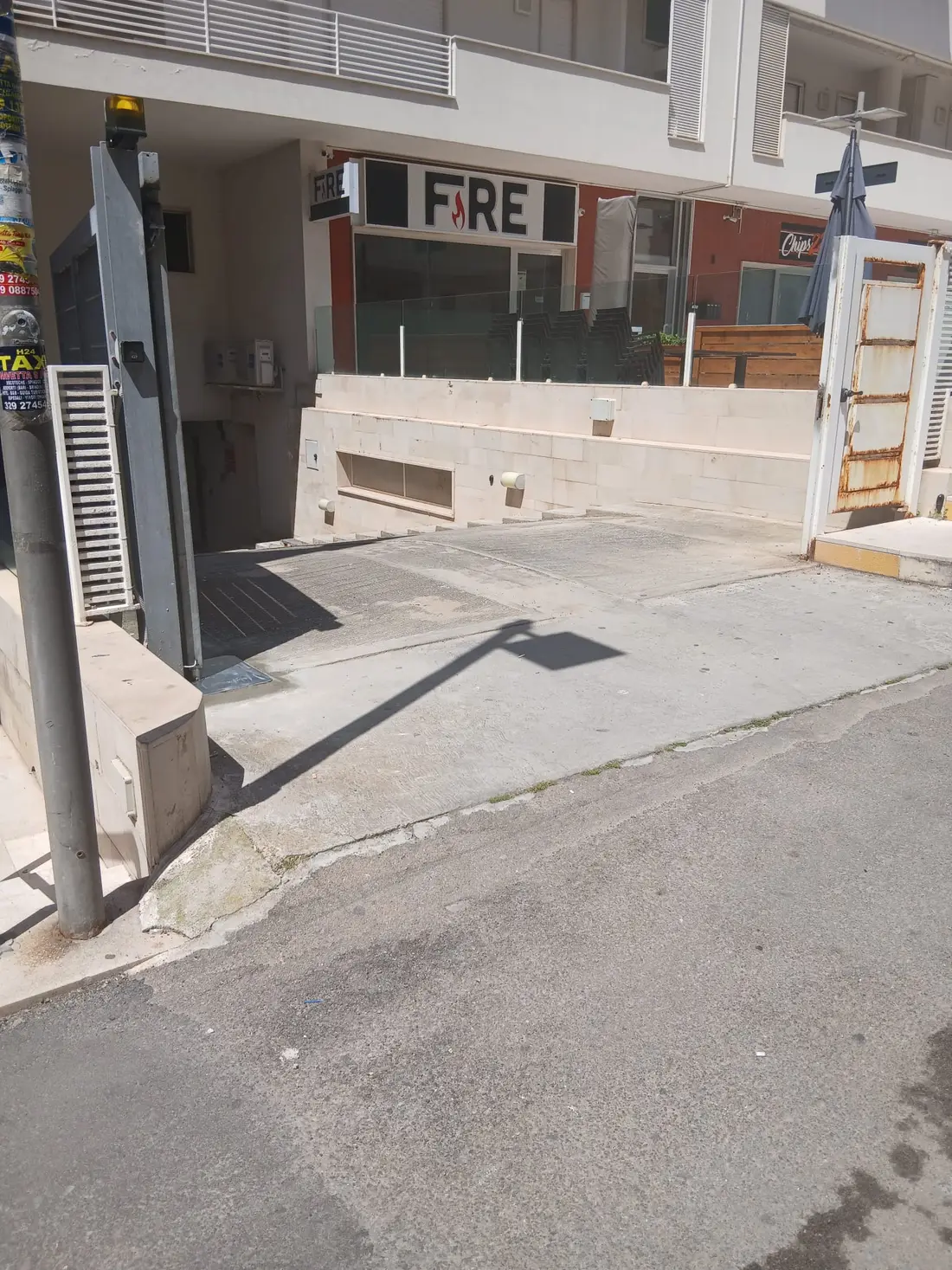 Stalle, Scuderie, Rimesse, Autorimesse · Gallipoli