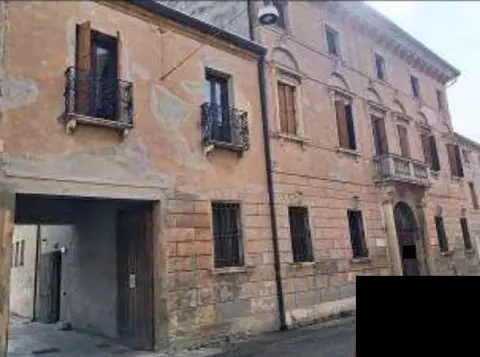 Convento, Convitto O Istituto Similare all'asta a Badia Polesine (RO)