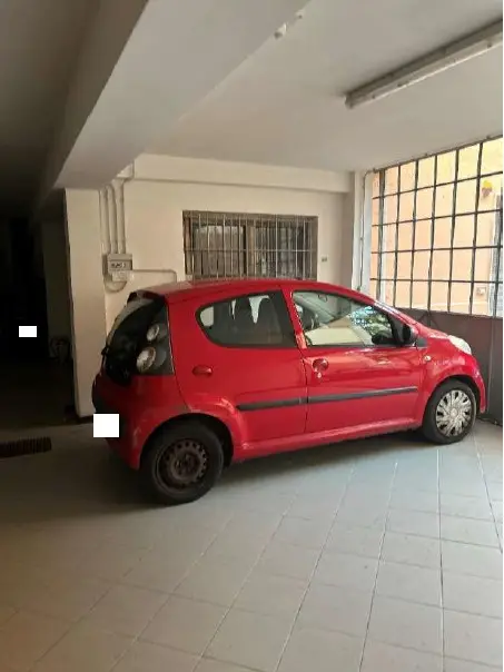 Posto Auto · Genova
