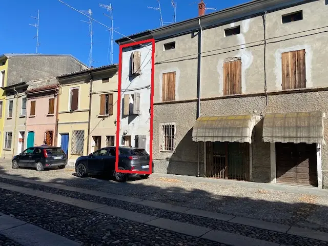 Abitazione Di Tipo Civile · Gualtieri