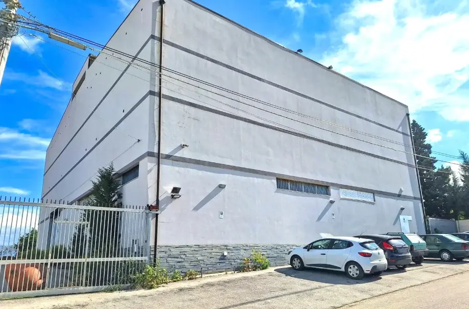 Magazzini E Locali Di Deposito · Alcamo