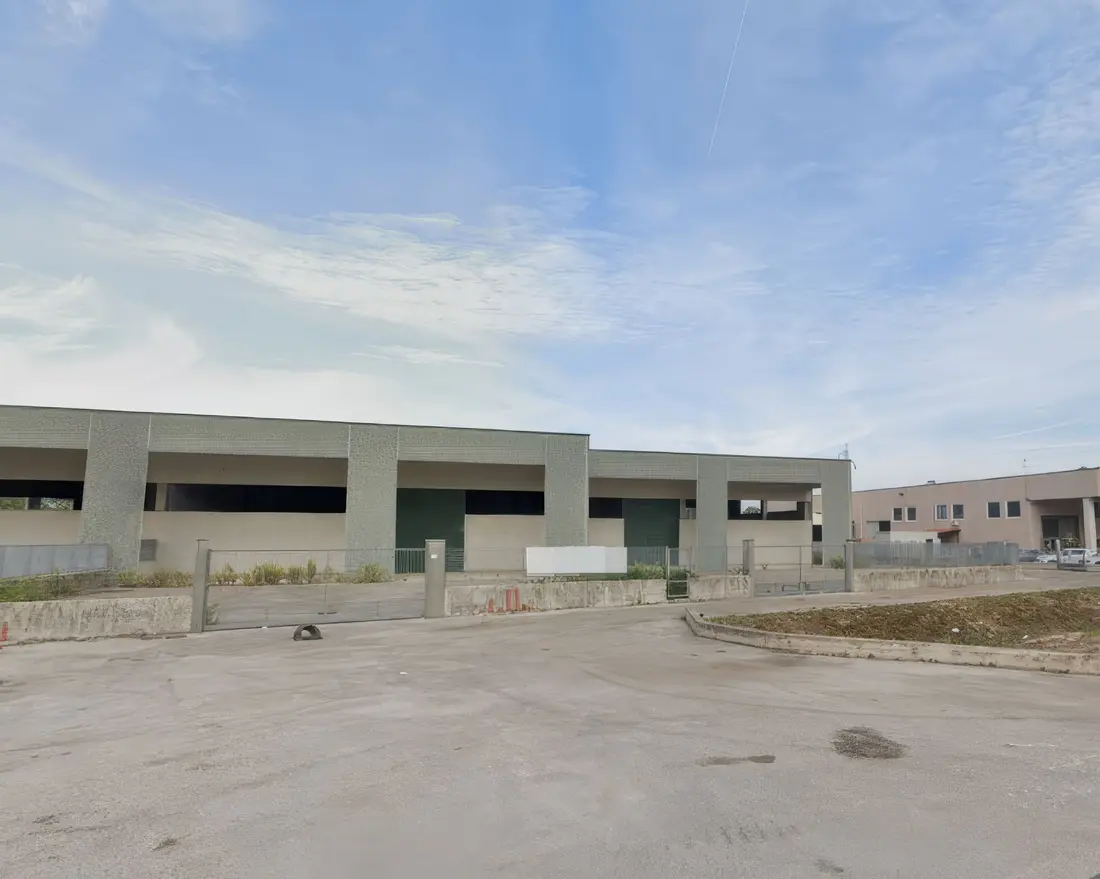 Fabbricati Costruiti Per Esigenze Industriali · Sabaudia