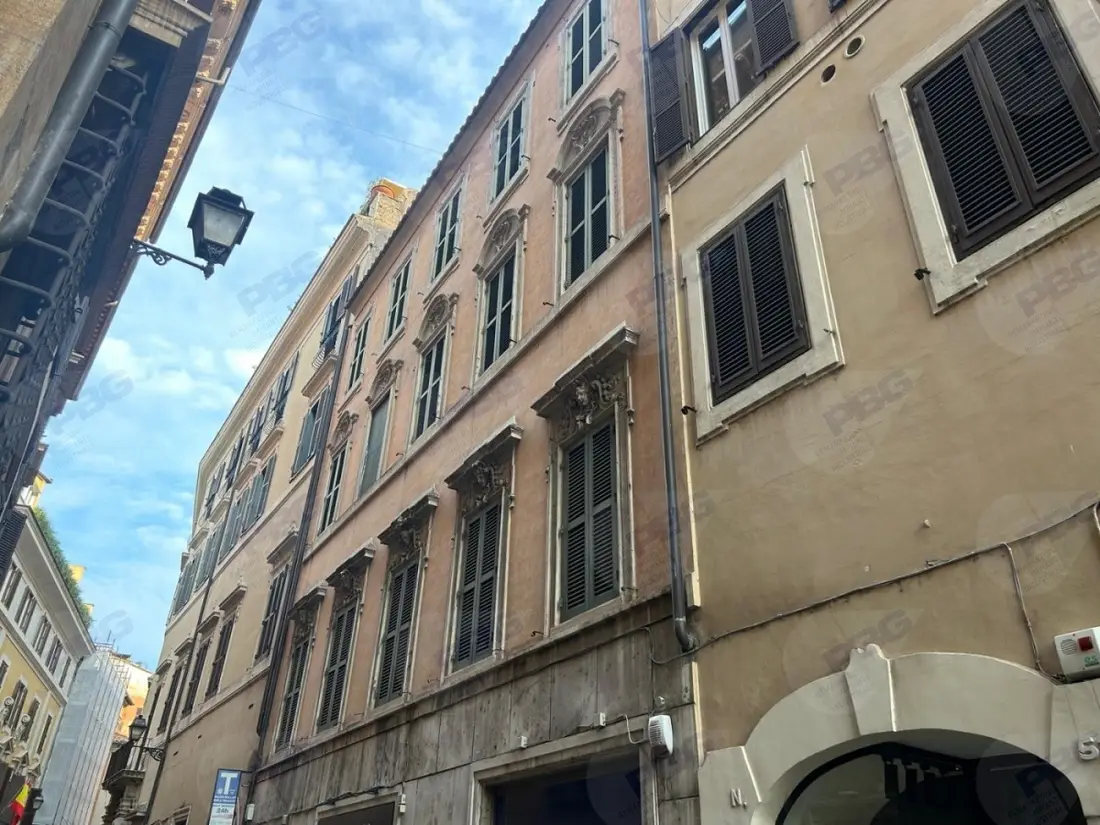 Fabbricato · Roma