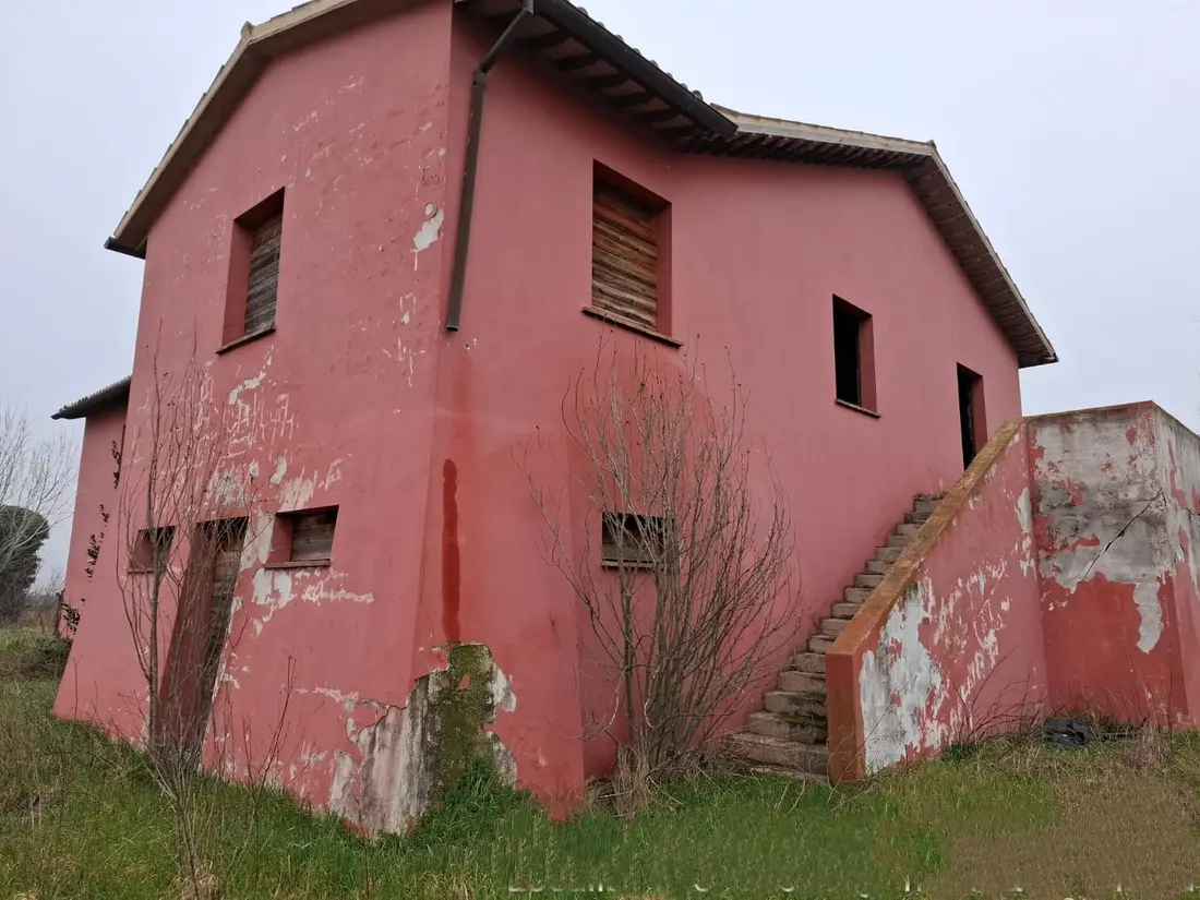 Fabbricato In Corso Di Costruzione · Montefalco