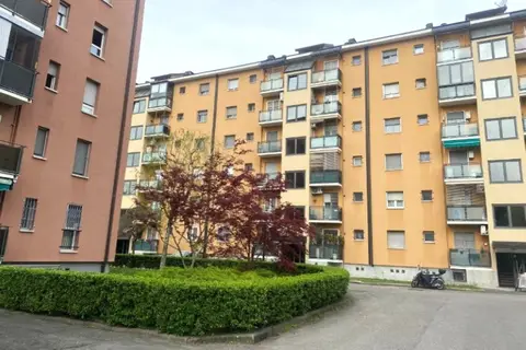 Abitazione Di Tipo Economico all'asta a Milano (MI)