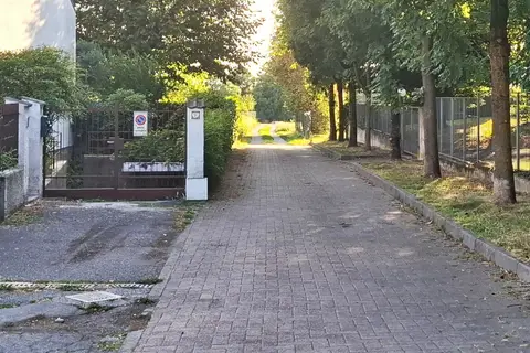 Terreno all'asta a Carnate (MB)