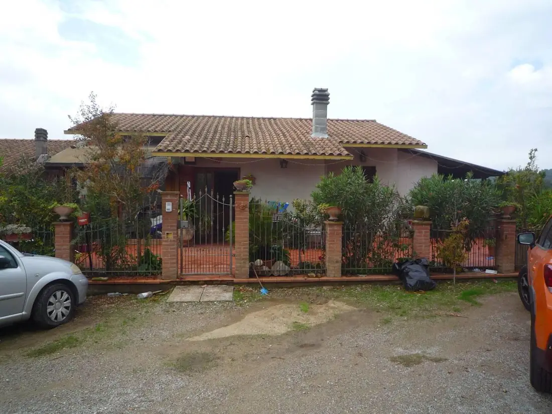 Abitazione In Villini · Magione