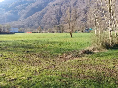 Terreno all'asta a Primaluna (LC)