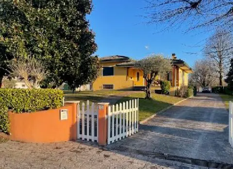 Abitazione In Villini all'asta a Pasiano di Pordenone (PN)