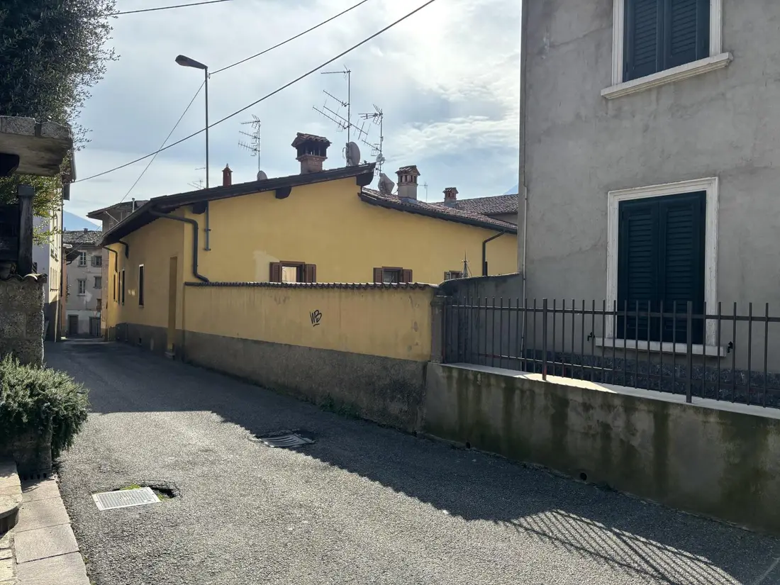 Abitazione Di Tipo Civile · Albino