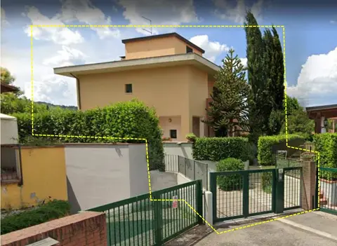 Abitazione Di Tipo Civile all'asta a Arezzo (AR)