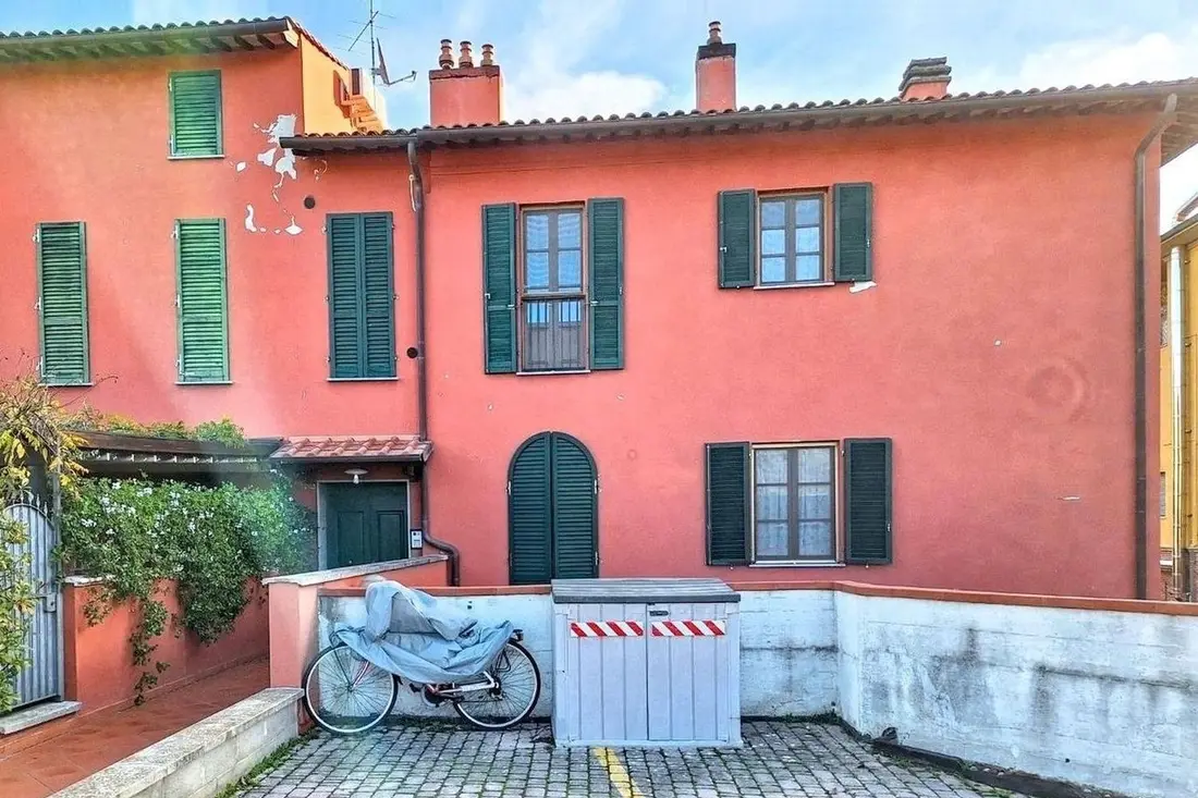 Abitazione Di Tipo Civile · Pisa