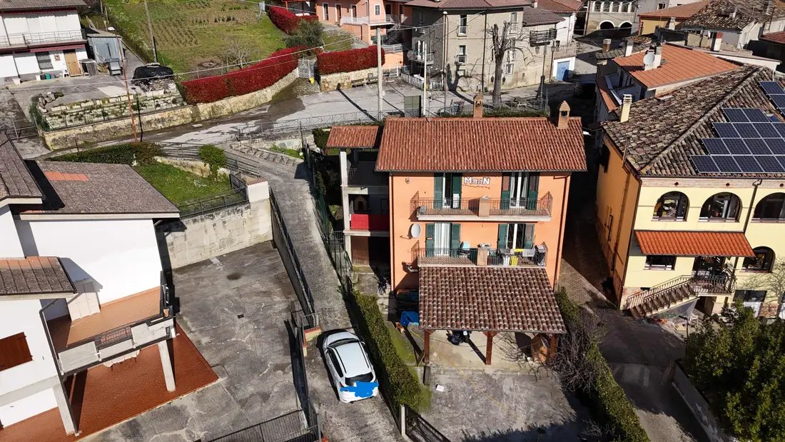 Abitazione Di Tipo Civile · Cortino