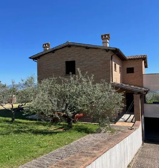 Fabbricato In Corso Di Costruzione · Montefalco