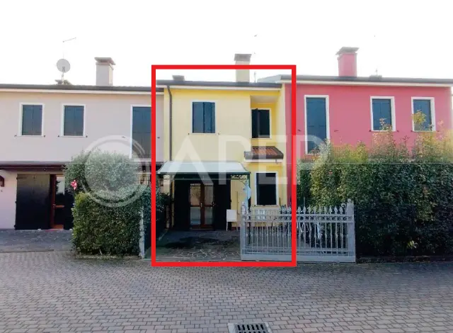 Abitazione Di Tipo Civile · Tribano