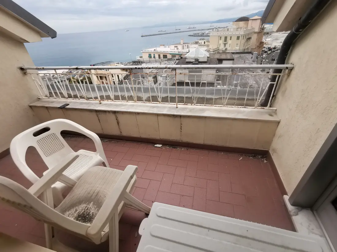 Abitazione Di Tipo Signorile · Genova