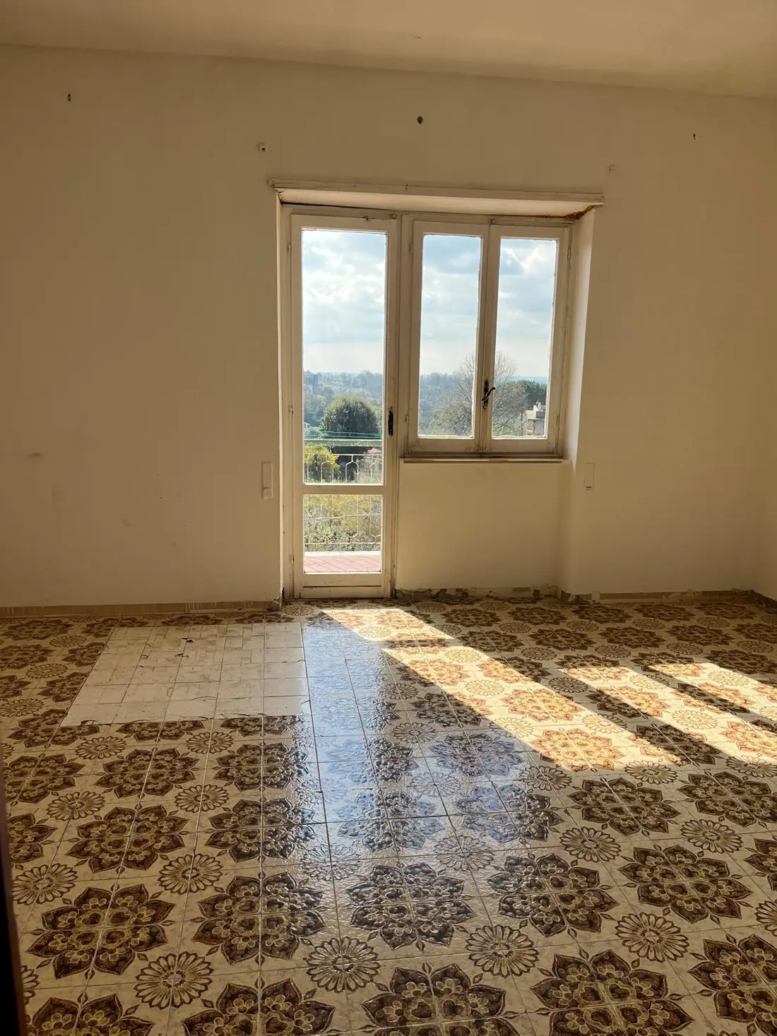 Abitazione Di Tipo Civile · Cori