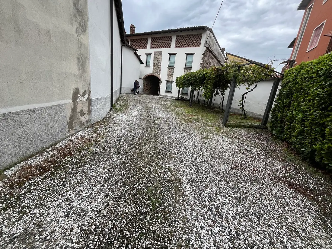 Abitazione Di Tipo Economico · Madone