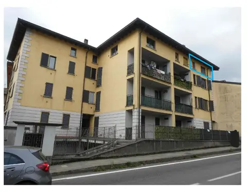 Abitazione Di Tipo Civile all'asta a Calco (LC)