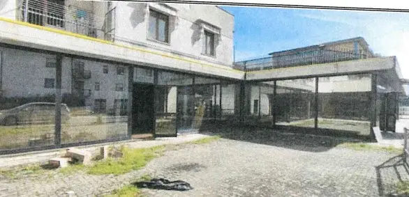 Magazzini E Locali Di Deposito · Licciana Nardi