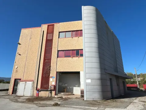 Fabbricati Costruiti Per Esigenze Industriali all'asta a La Spezia (SP)