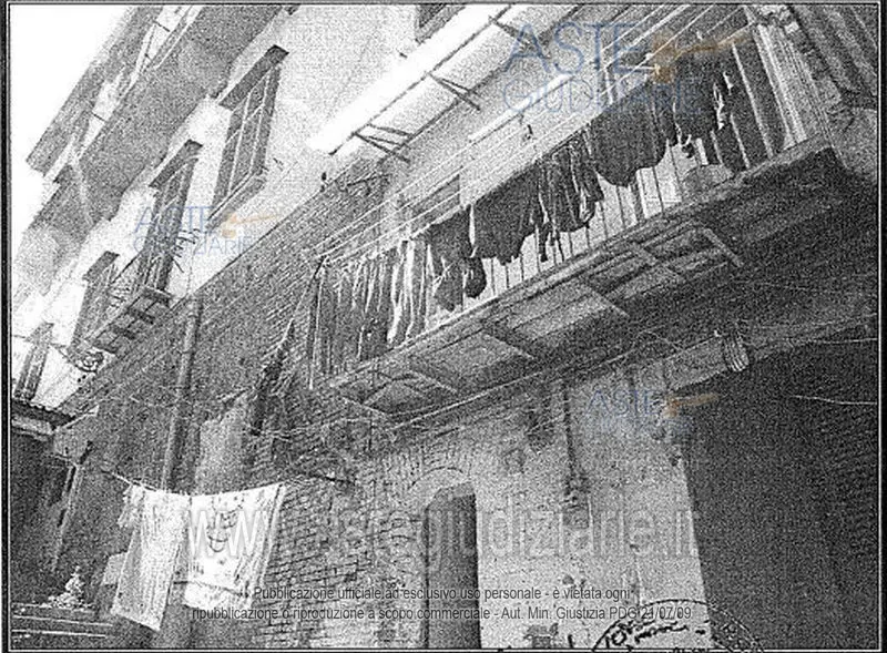 Abitazione Di Tipo Popolare · Napoli
