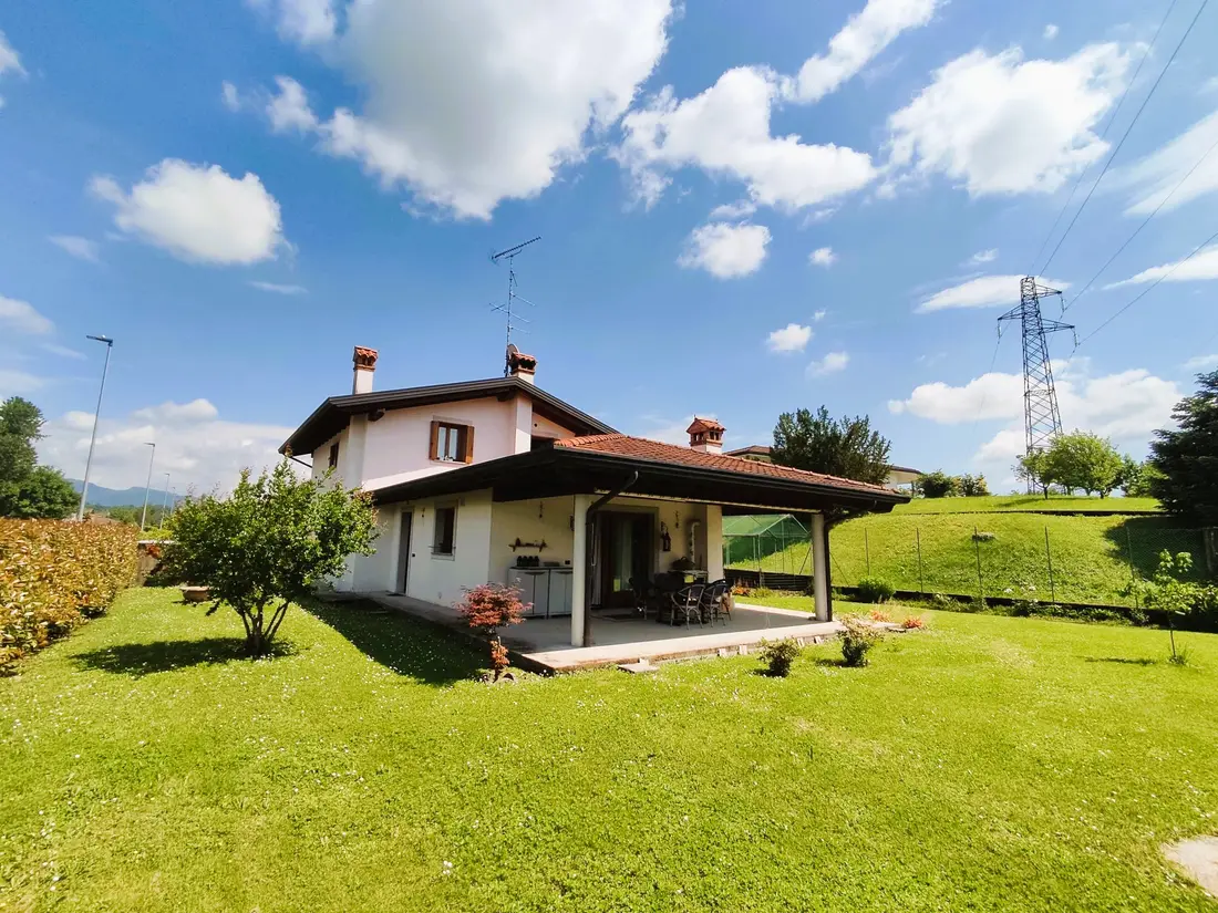 Villa · Tarcento
