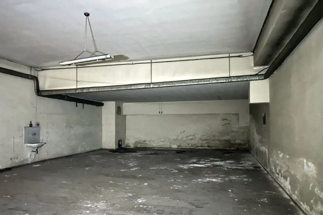 Posto Auto · Ancona