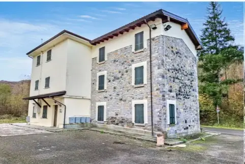 Negozio · Ferriere