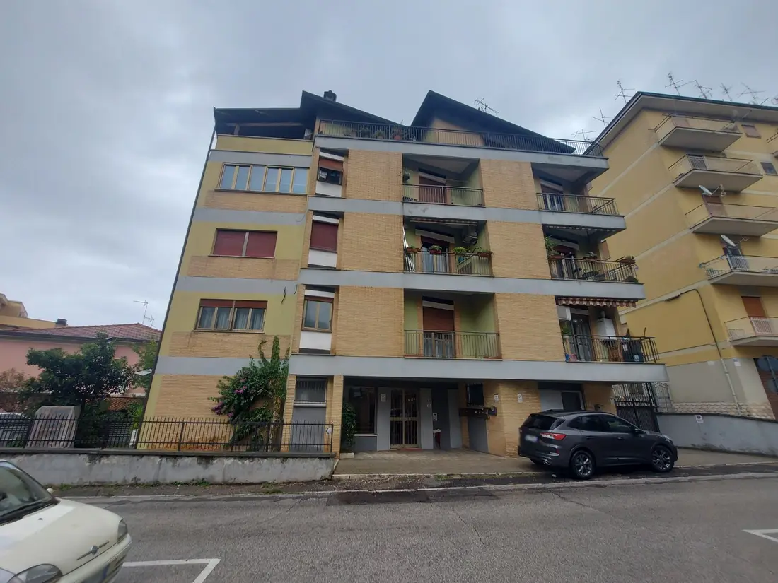 Abitazione Di Tipo Civile · Artena