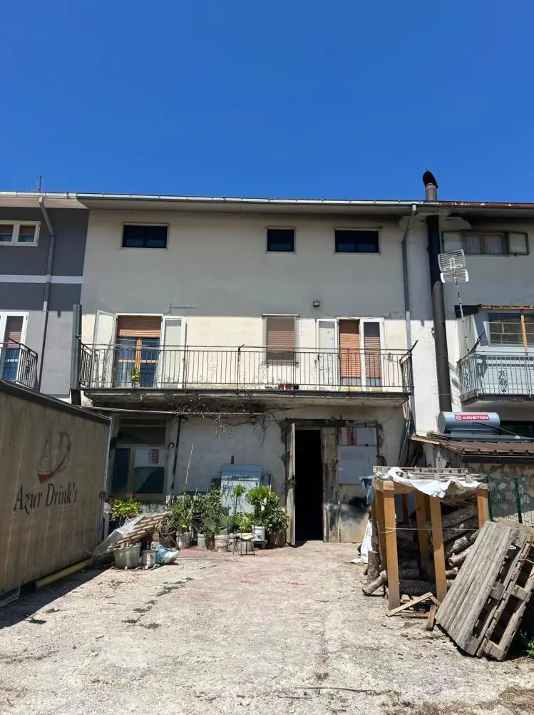 Abitazione Di Tipo Civile · Ruoti