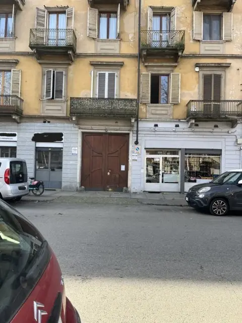 Abitazione Di Tipo Popolare · Torino